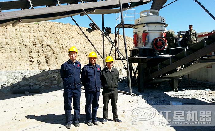 制砂机厂家生产出来的圆锥破碎机 制砂机厂家生产出来的圆锥破碎机