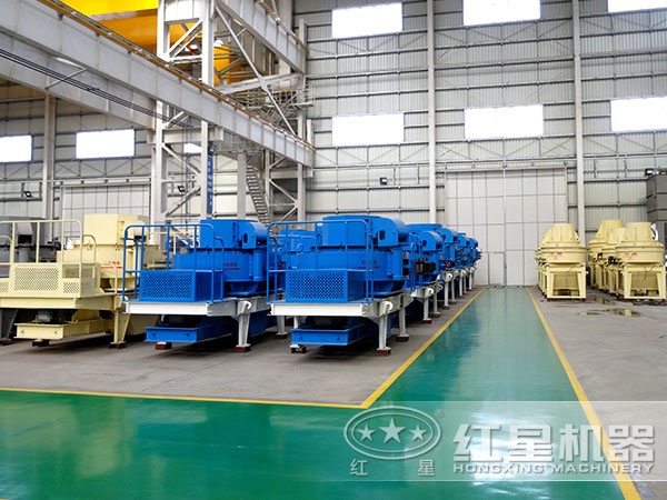 制砂机厂家车间一角 制砂机厂家车间一角