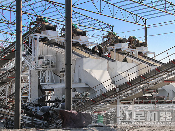 砂石骨料生产线现场 砂石骨料生产线现场