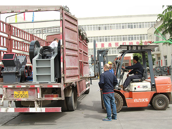 设备整装待发 设备整装待发