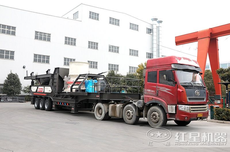 半挂车牵引小型移动碎沙机 半挂车牵引小型移动碎沙机