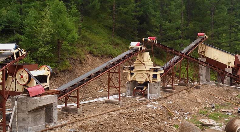 直通式冲击制砂机现场 直通式冲击制砂机现场