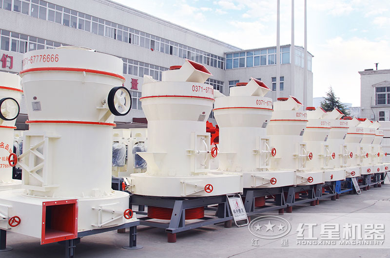 雷蒙磨粉机设备实拍 雷蒙磨粉机设备实拍