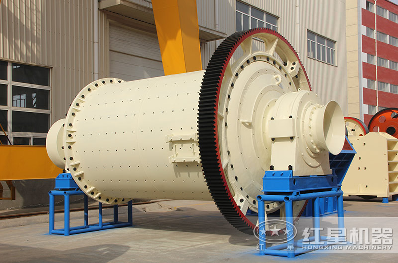 球磨机厂区展示一角 球磨机厂区展示一角