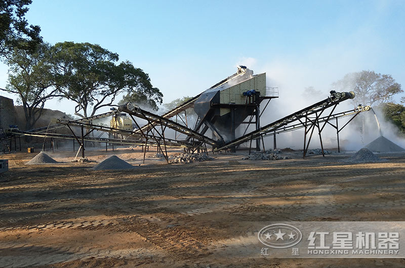 反击破处理石灰石室外生产现场 反击破处理石灰石室外生产现场