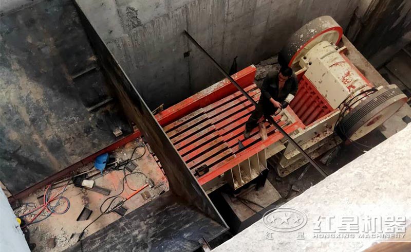 砂石喷淋系统安装现场 砂石喷淋系统安装现场