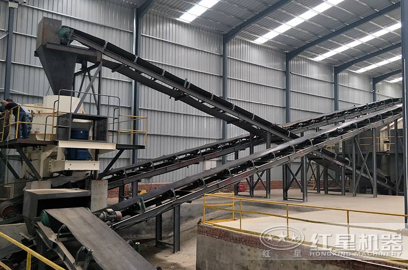 石英砂和硅砂是一回事吗？石英砂可以做水泥地面吗？