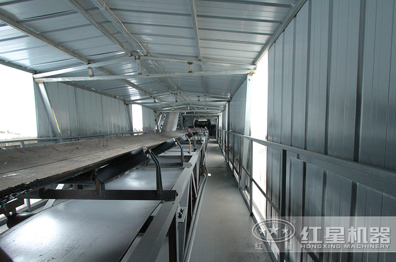 室内封闭生产物料输送现场 室内封闭生产物料输送现场