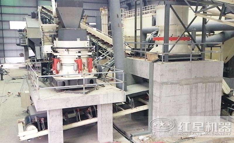 圆锥破碎机现场 圆锥破碎机现场