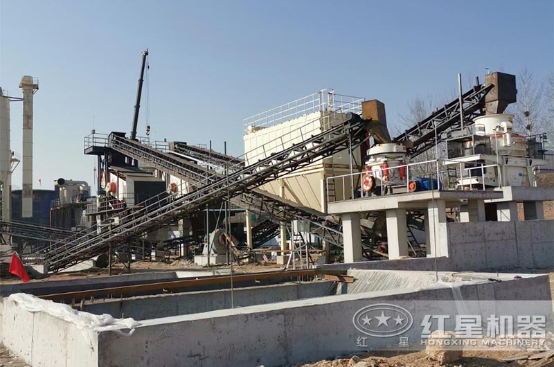 新开办的砂石场正在筹建当中 新开办的砂石场正在筹建当中