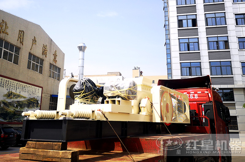 红星机器狼牙对辊机发货 红星机器狼牙对辊机发货