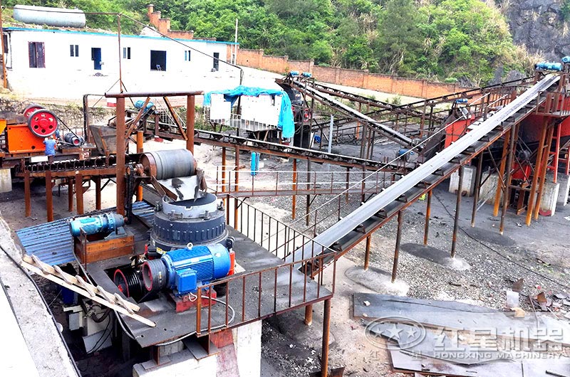 圆锥破碎机现场 圆锥破碎机现场