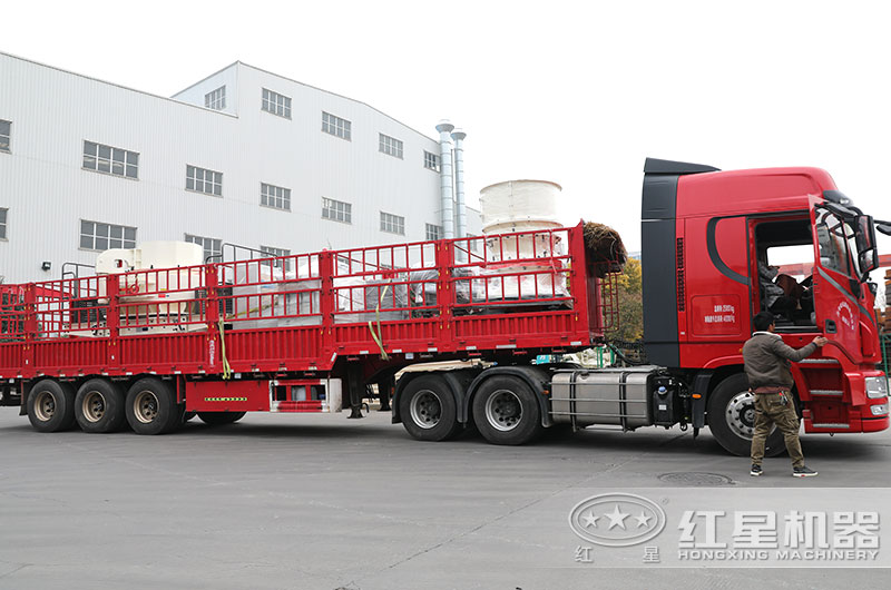 红星小型河卵石制砂机发货现场 红星小型河卵石制砂机发货现场