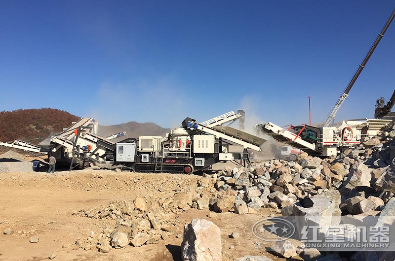 移动石子破碎机生产现场 移动石子破碎机生产现场