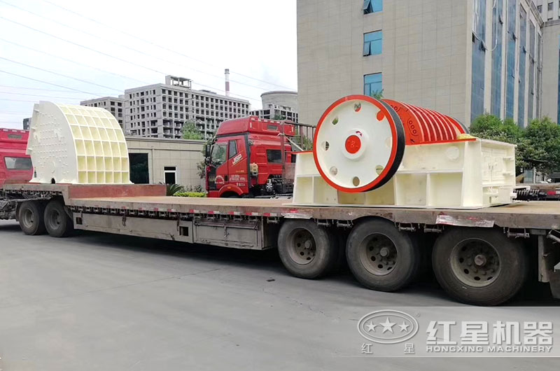 锤式破碎机发货现场 锤式破碎机发货现场