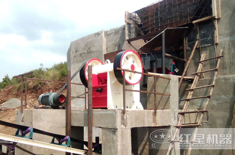 250×400破碎机工作现场图片 250×400破碎机工作现场图片