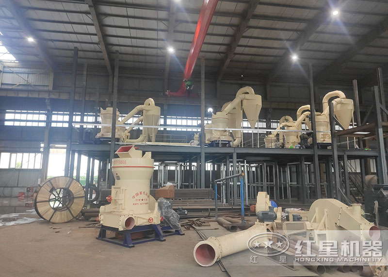 磨粉生产线中给料机、提升机现场安装图