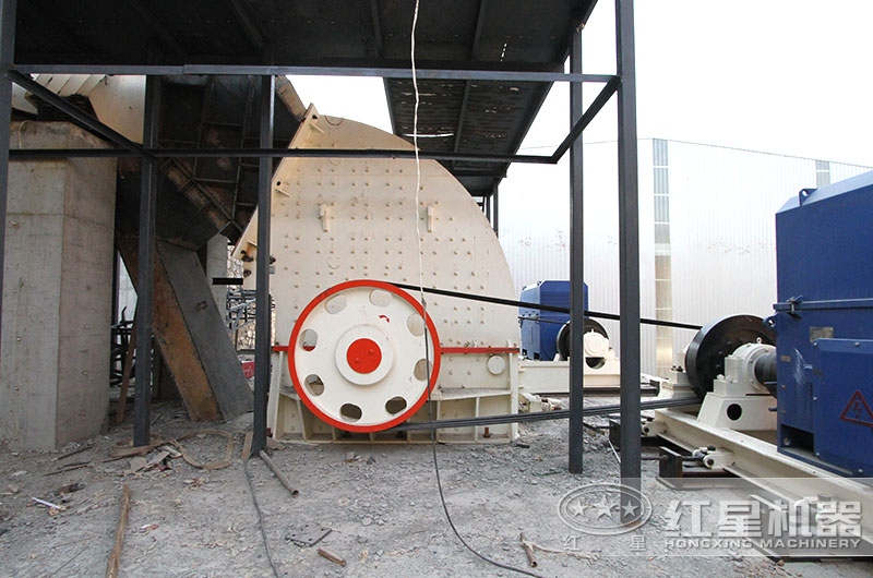 大口径重锤式破碎机，一次破碎一次成型